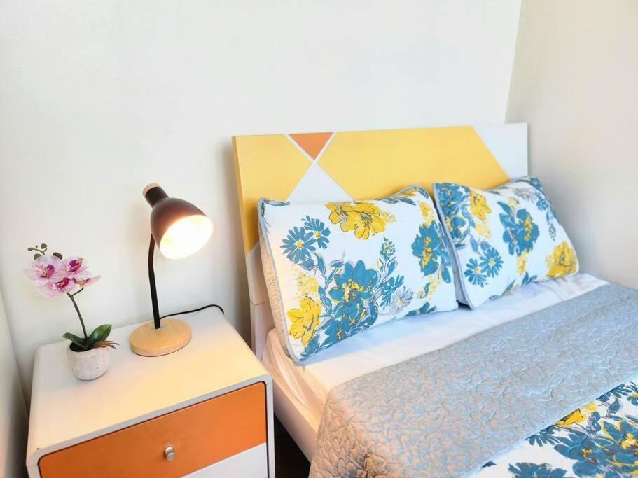 Bgc Fresh & Cozy Studio Near Burgos Circle With Fast Internet Connection Manila Kültér fotó